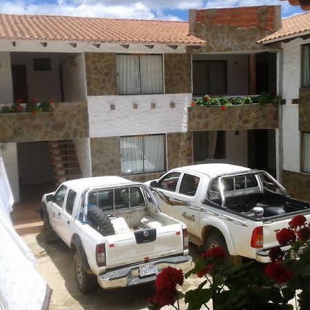 Plaza Pueblo Hotel Vallegrande Bagian luar foto