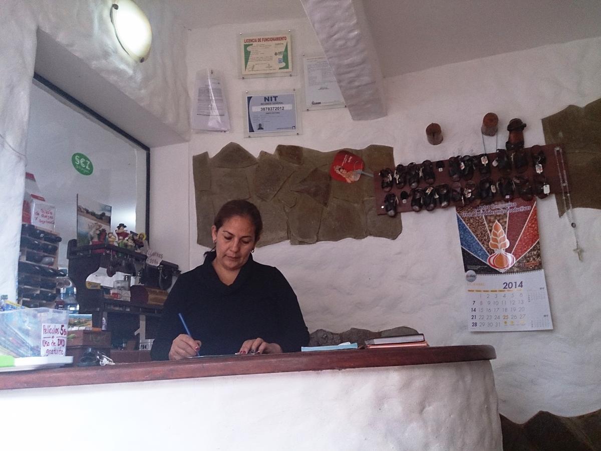 Plaza Pueblo Hotel Vallegrande Bagian luar foto