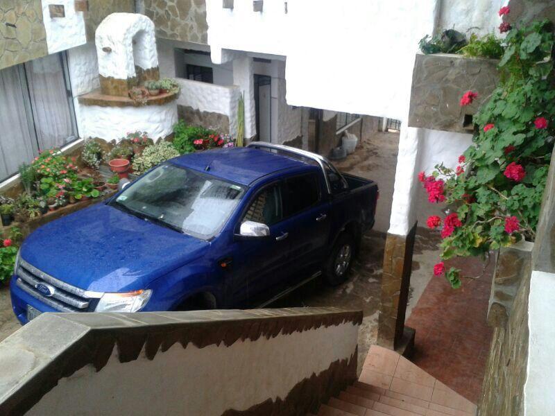 Plaza Pueblo Hotel Vallegrande Bagian luar foto