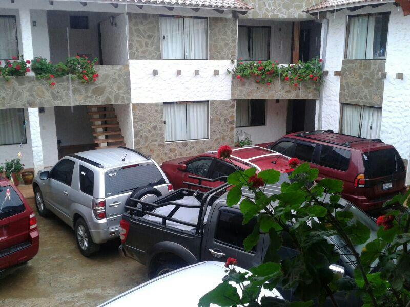 Plaza Pueblo Hotel Vallegrande Bagian luar foto